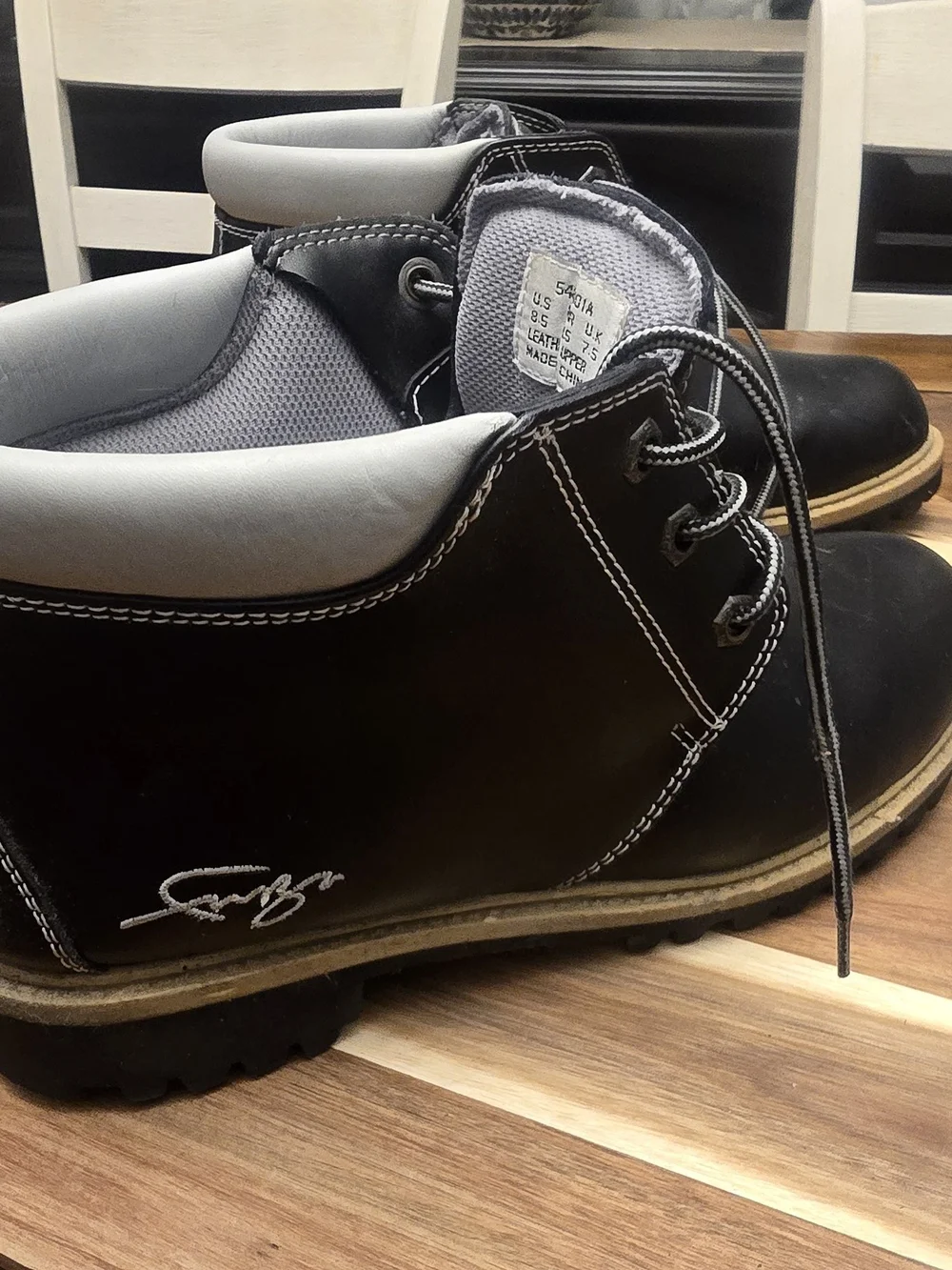 Vintage Early 90s FUBU Black Leather Lug Sole Hiker Boots Men’s 8.5 - Women's 10